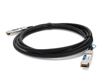 Ruckus-E100G-QSFP-QSFP-P-0101